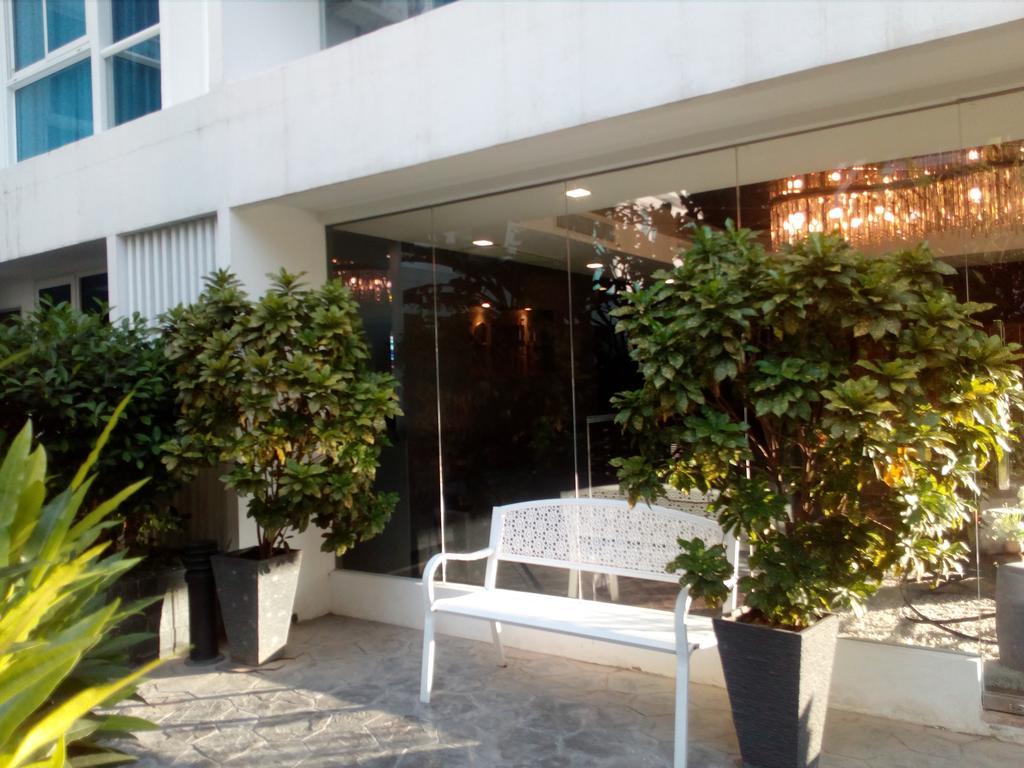 Serenity Wongamat Apartments Pattaya Exterior foto
